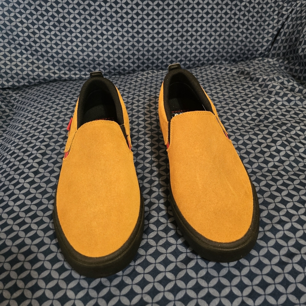 New Balance - Mens "Construction" Tan and Black Slip-On Loafers. NWOT